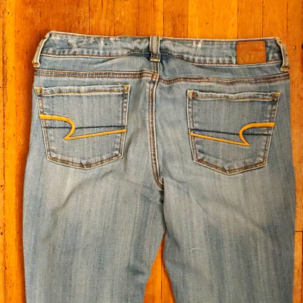 AEO Stretch Skinny Holes & Perfect Fade Denim - Low Rise, Babes - Picture 12 of 15